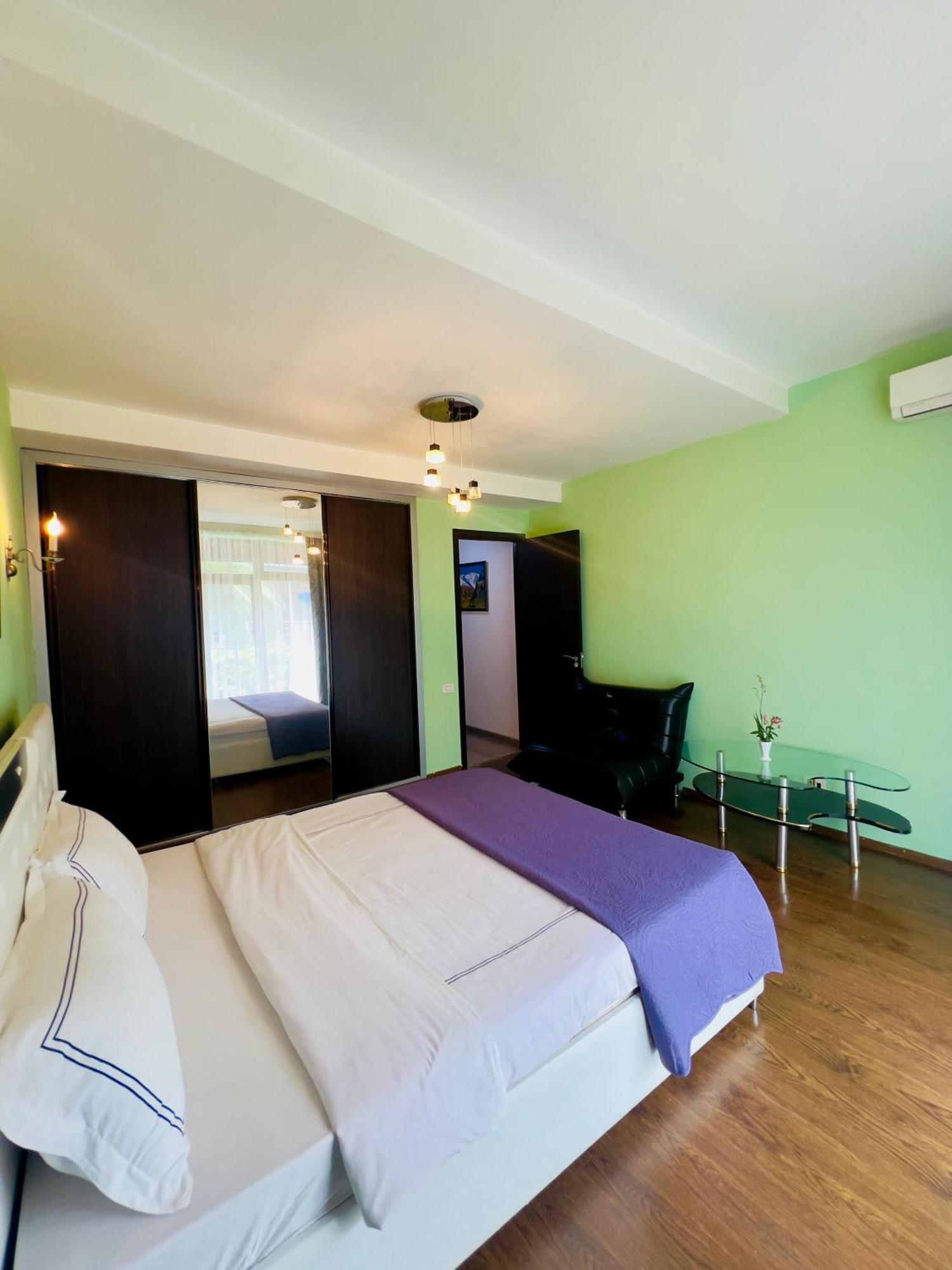 Apartment Maisi Batumi Kültér fotó