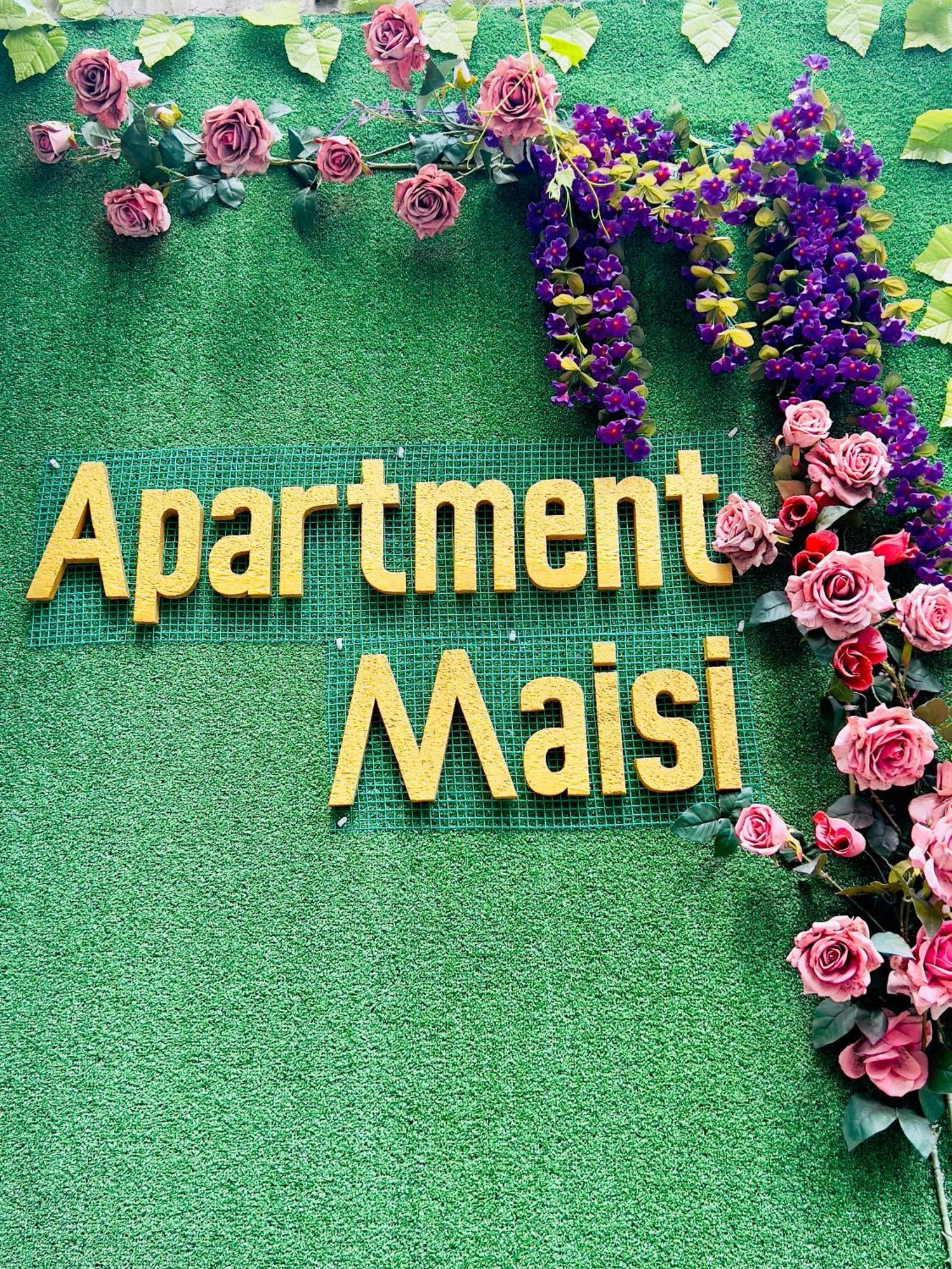 Apartment Maisi Batumi Kültér fotó